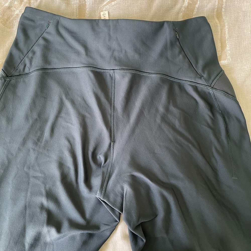 Lululemon fleece lined leggings 12